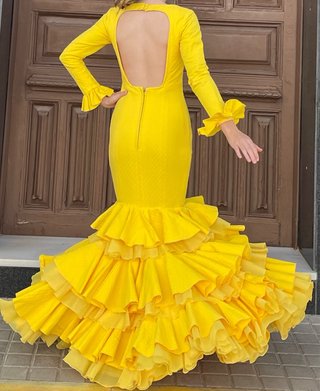 Traje de Flamenca Amarillo Espectacular T 34