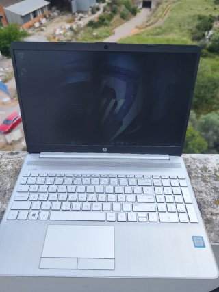 HP i7 8 Gen SSD