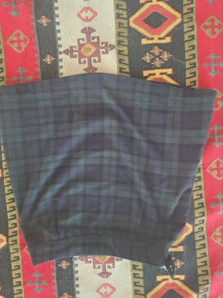 Falda de cuadros azul y verde