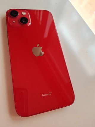 IPhone 13 128GB (Rojo) – Muy bien cuidado + caja