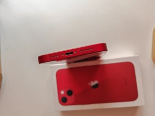 IPhone 13 128GB (Rojo) – Muy bien cuidado + caja