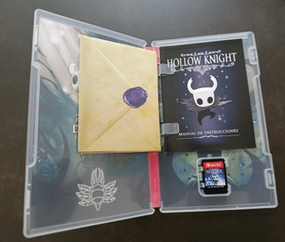 Hollow Knight 1a edición - Nintendo Switch PAL ESP