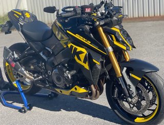 SUZUKI GSX-S 1000 del año 2024 en estado perfecto