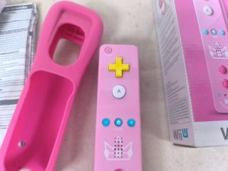 Mando Wii Plus Edición Peach
