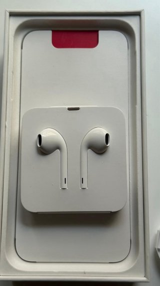 iPhone 11 64GB Rojo