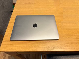 MacBook Pro 13 M1 2020 8GB RAM 256GB SSD
