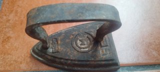 2 antiguas Planchas de Hierro Fundido