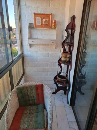 Mueble zapatero de madera