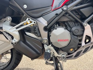 Ducati Multistrada 1260 Enduro Roja/Plata