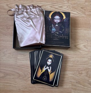 Oráculo de Luces y Sombras Tarot