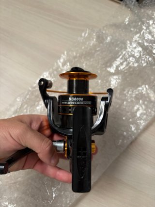 Carrete de pesca DC6000 sin estrenar