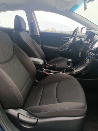 Hyundai Lantra 2013
