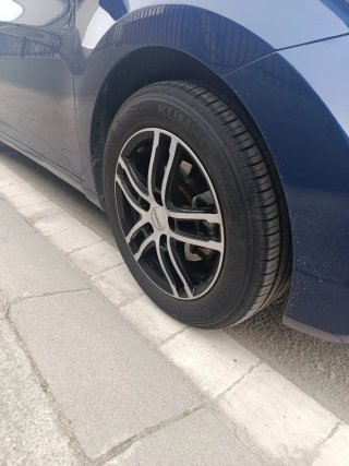 Hyundai Lantra 2013