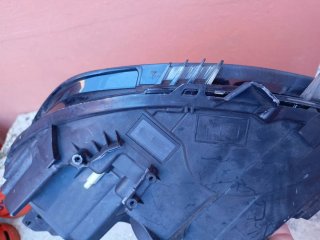 Faro Delantero Derecho Peugeot 208