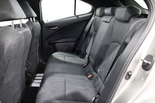 Lexus UX 250H PREMIUM 2WD
