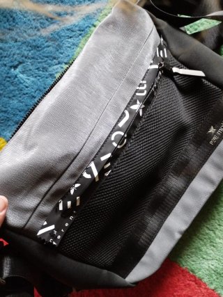 Bolso bandolera ese moll gris y negro