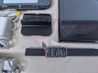 Nintendo Wii U Consola Negra + Accesorios