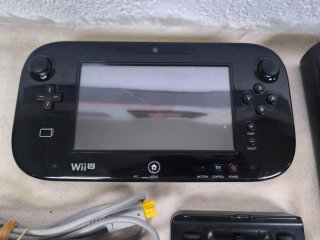 Nintendo Wii U Consola Negra + Accesorios