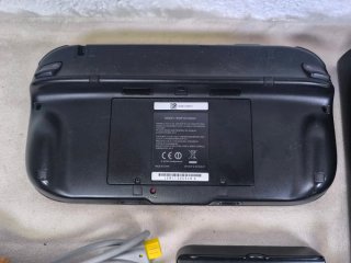 Nintendo Wii U Consola Negra + Accesorios