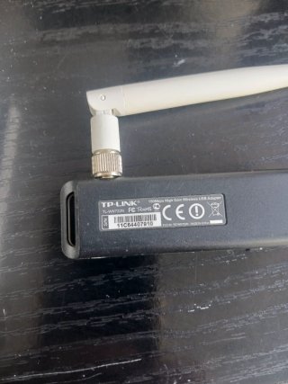 Extensor Tenda y Adaptador WiFi TP-Link