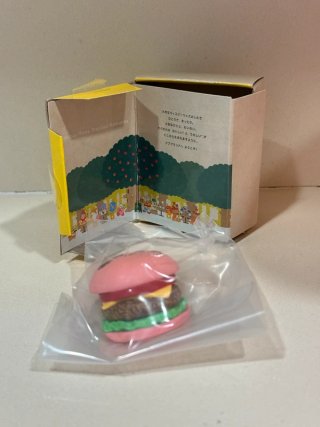 Kirby Café imán hamburguesa