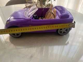 Coche Morado para Muñecas Barbie