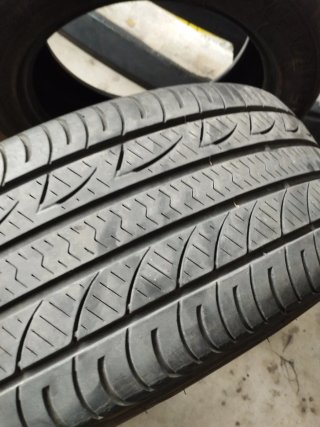 Neumático Achilles 235/55 R18 104v
