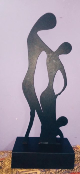 Figura Decorativa Familia Moderna
