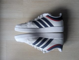 Zapatillas Adidas Hoops 4.0 Blancas (42)