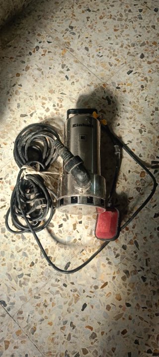 Bomba de agua sumergible Einhell