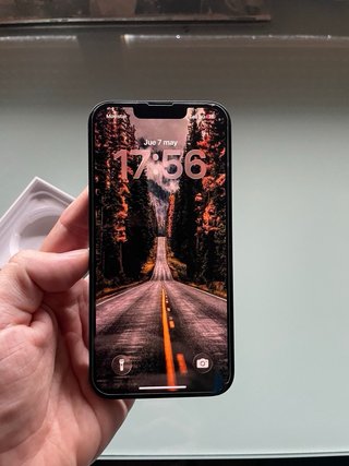 iPhone 13 128g Negro Midnight en muy buen estado