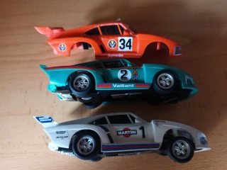 Scalextric 2 coches y 1 carrocería