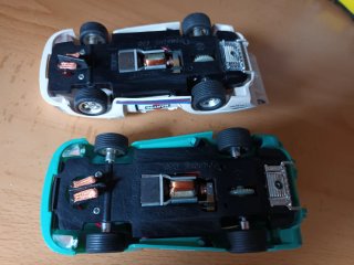 Scalextric 2 coches y 1 carrocería