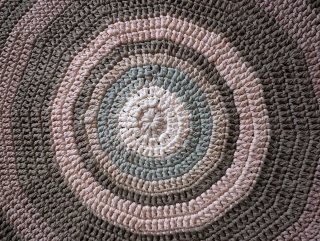 Alfombra artesanal de trapillo 110 cm de diámetro