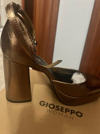 Zapatos de tacón Gioseppo