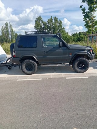 Mitsubishi Montero 1997
