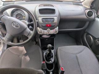 Toyota Aygo - Económico e ideal para la ciudad