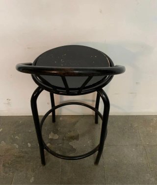 Taburete vintage metal negro