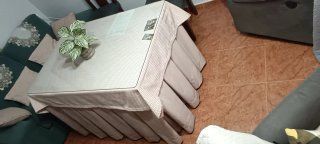 Mesa comedor cristal con enaguas nueva