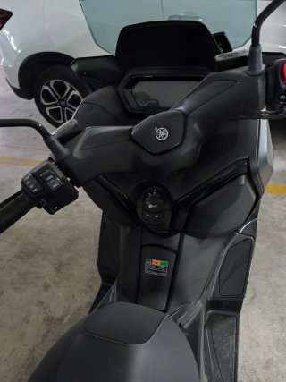 Yamaha XMAX 125