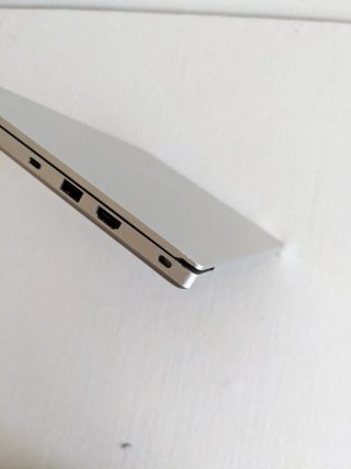 Razer Blade 14 2022 Mercury White RZO9 - Laptop