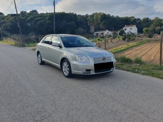 Toyota Avensis 2004