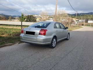 Toyota Avensis 2004