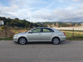Toyota Avensis 2004