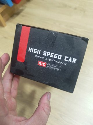 Coche RC Famous Car 27MHz