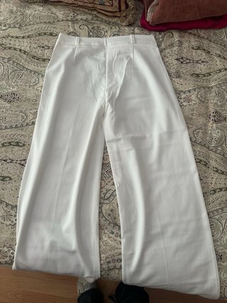 Pantalón de traje Bershka blanco