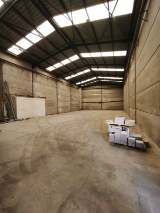 Alquiler de nave industrial.