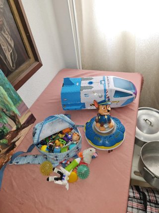 Lote de juguetes varios solo 8 €