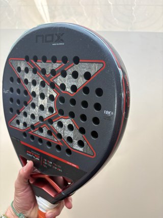 Pala Padel NOX AT10 18K Agustin Tapia
