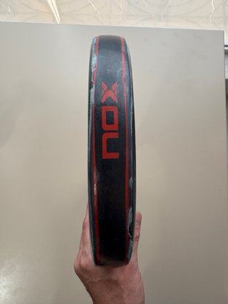 Pala Padel NOX AT10 18K Agustin Tapia